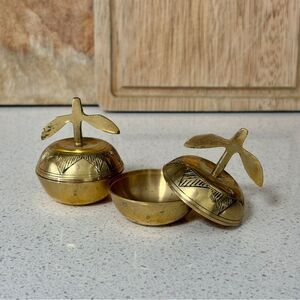 Vintage Brass Etched Apple Trinket Boxes B3